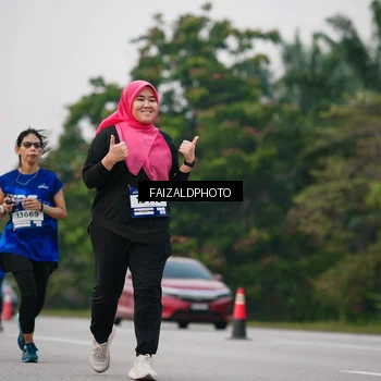 Runner Photo 7415732