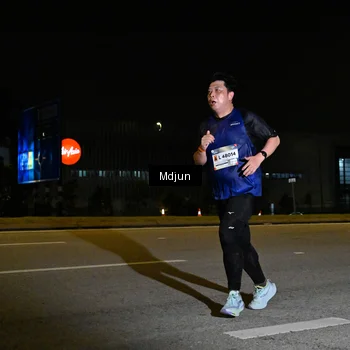 Runner Photo 7415734