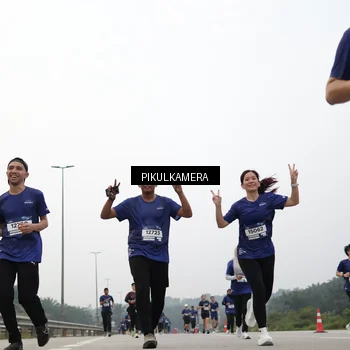 Runner Photo 7415745