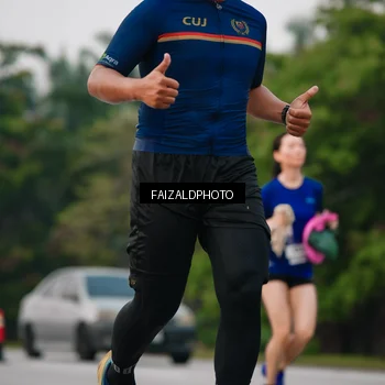 Runner Photo 7415746