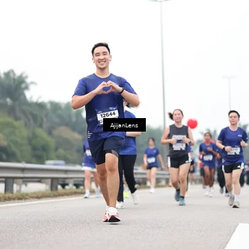 Runner Photo 7415747