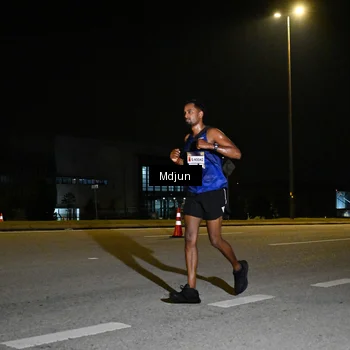 Runner Photo 7415754