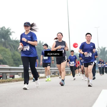Runner Photo 7415763