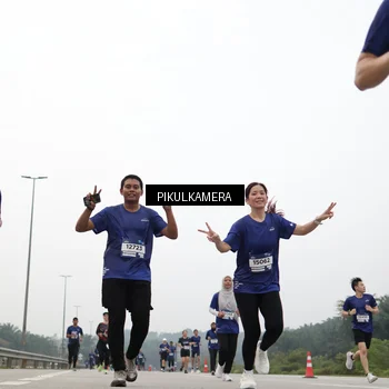 Runner Photo 7415777