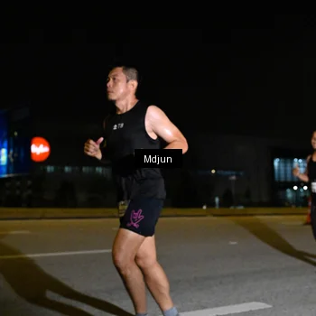 Runner Photo 7415795