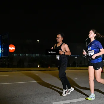 Runner Photo 7415799