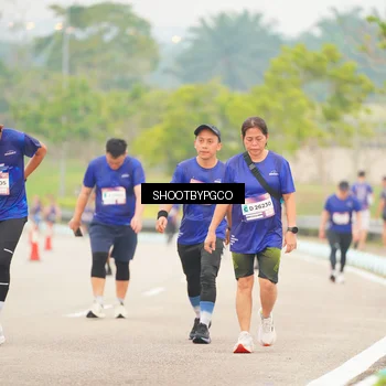 Runner Photo 7415810