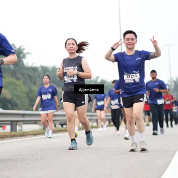 Runner Photo 7415817