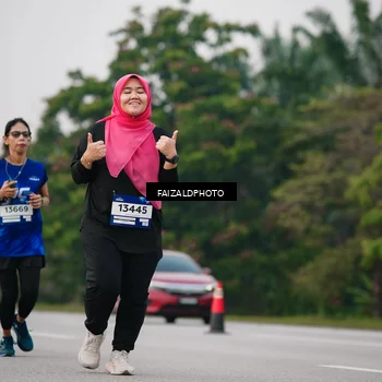 Runner Photo 7415821