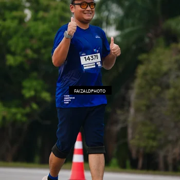 Runner Photo 7415832