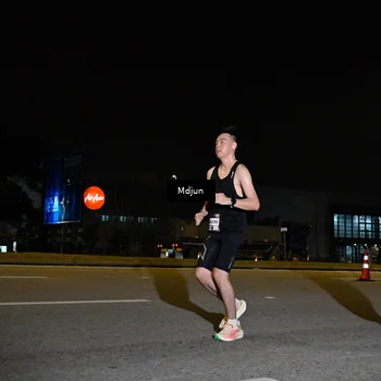 Runner Photo 7415833