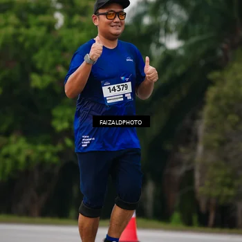 Runner Photo 7415835