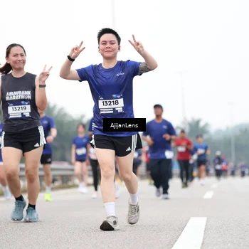 Runner Photo 7415845