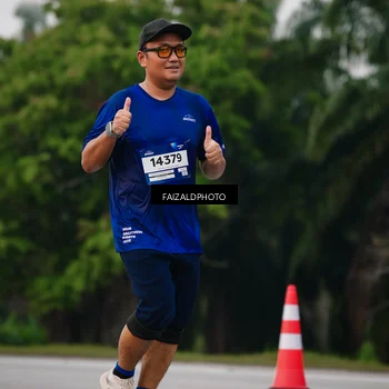 Runner Photo 7415868