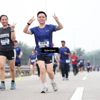 Runner Photo 7415870