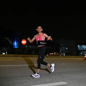 Runner Photo 7415872