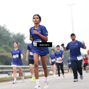 Runner Photo 7415877