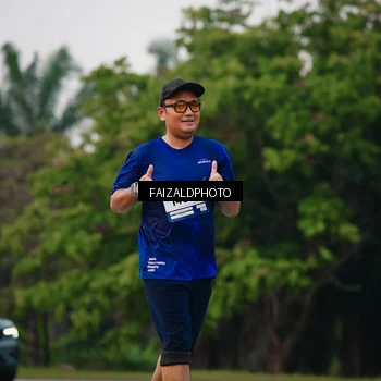 Runner Photo 7415879