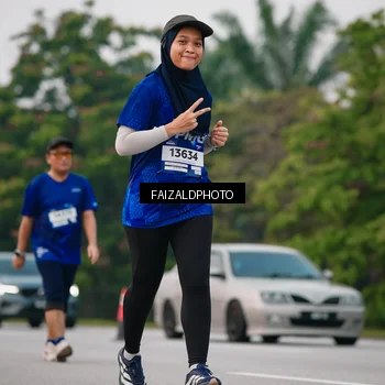 Runner Photo 7415884