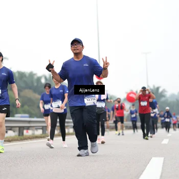 Runner Photo 7415885