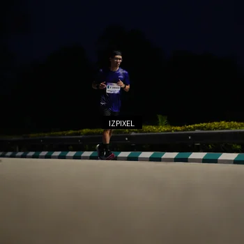 Runner Photo 7415912