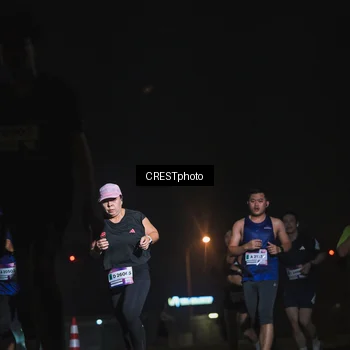 Runner Photo 7415918