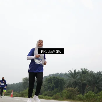Runner Photo 7415922