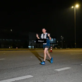 Runner Photo 7415927
