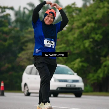Runner Photo 7415942