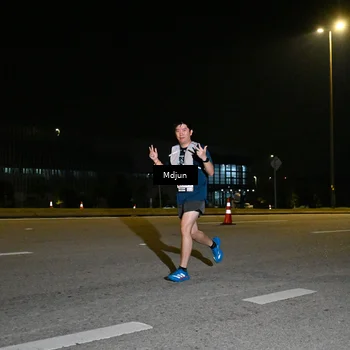 Runner Photo 7415950