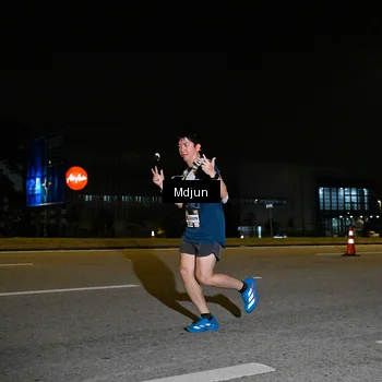 Runner Photo 7415959