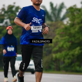 Runner Photo 7415962