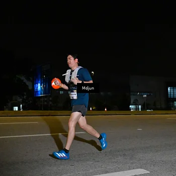 Runner Photo 7415976