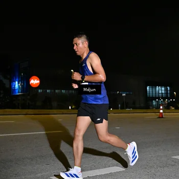 Runner Photo 7415986