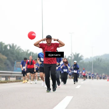 Runner Photo 7415989