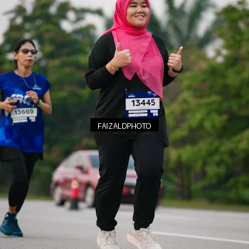 Runner Photo 7416007