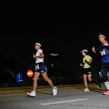 Runner Photo 7416022