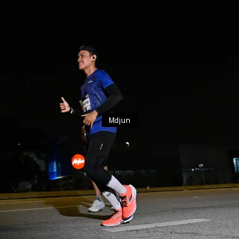 Runner Photo 7416035