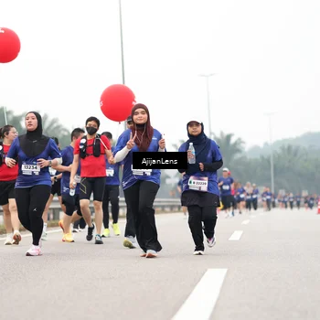 Runner Photo 7416042