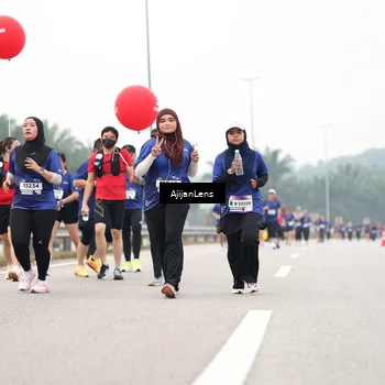 Runner Photo 7416054