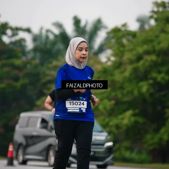 Runner Photo 7416064