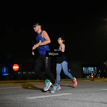 Runner Photo 7416065