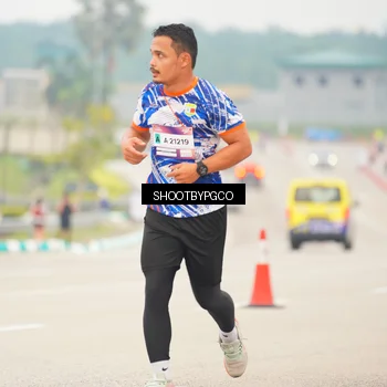 Runner Photo 7416068