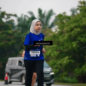 Runner Photo 7416069