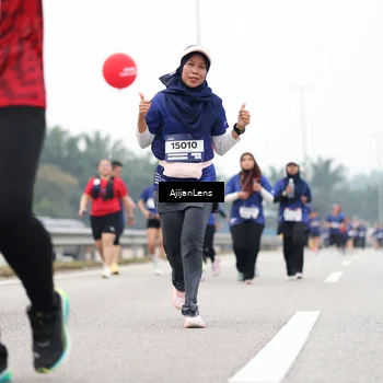 Runner Photo 7416072