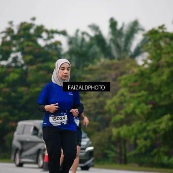 Runner Photo 7416076