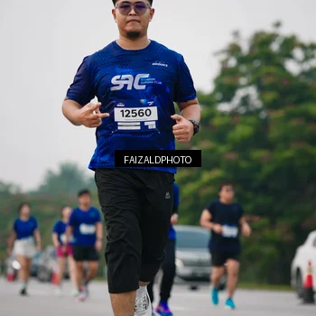 Runner Photo 7416088