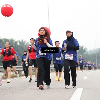 Runner Photo 7416094