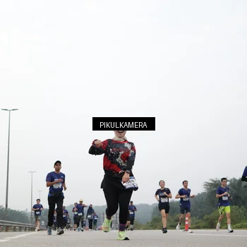 Runner Photo 7416095