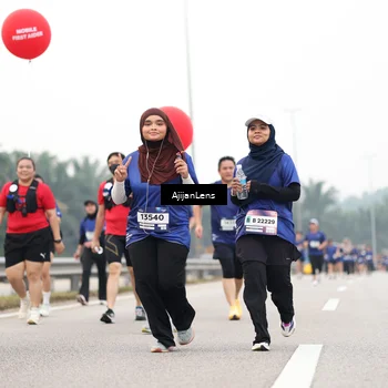 Runner Photo 7416102